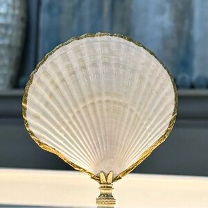 Hand Crafted Scalloped Clam Shell lamp finial  4 inch diameter